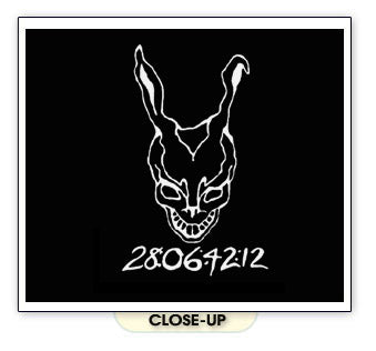 Donnie Darko Frank 28064212 – Cult Classic Indie Film T-Shirt