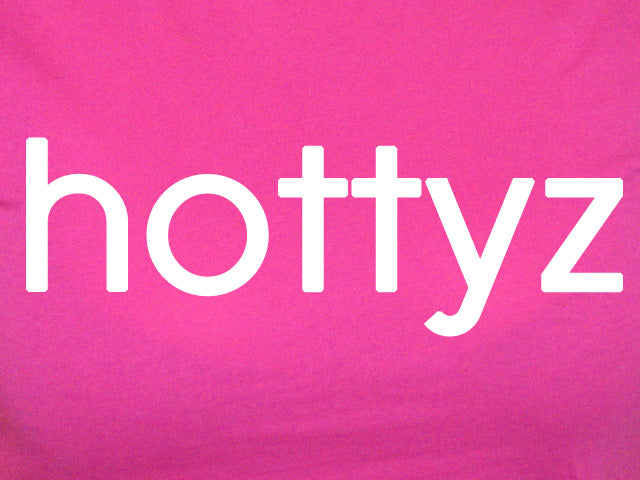 Hottyz – King of the Hill Women’s Party & Bar T-Shirt